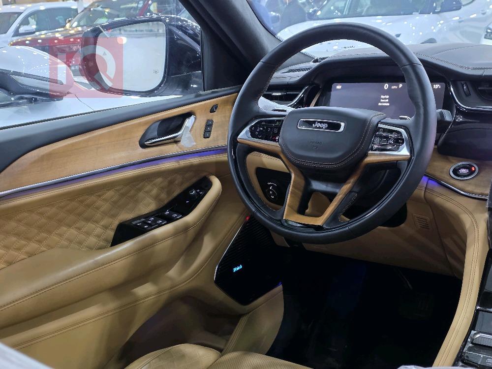 جيب جراند شيروكي